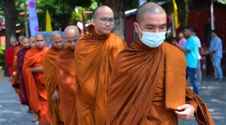 Can you be Buddhist and drink alcohol?