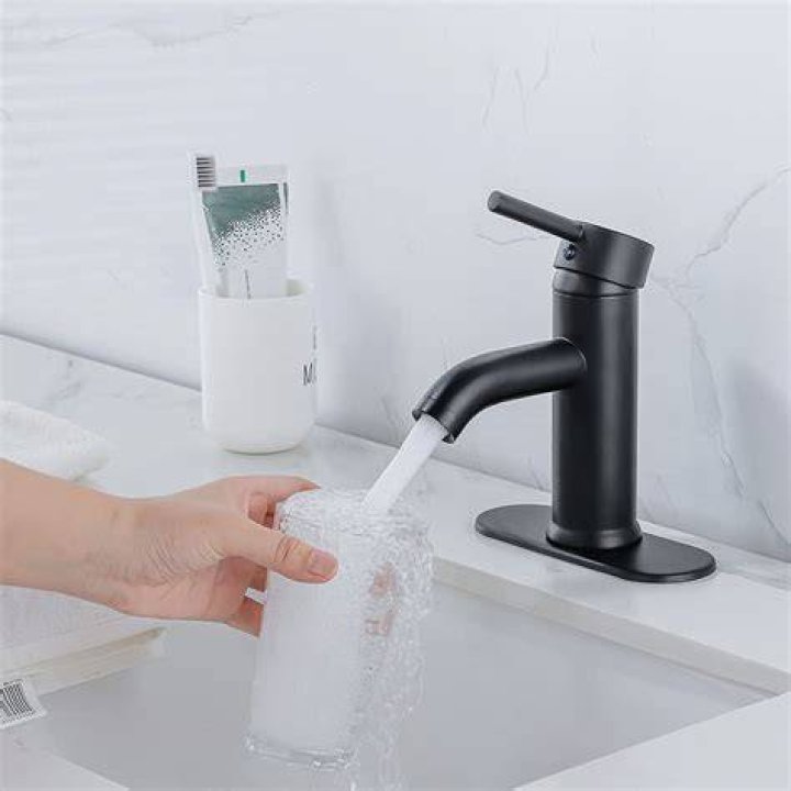Is hotel bathroom tap water drinkable?