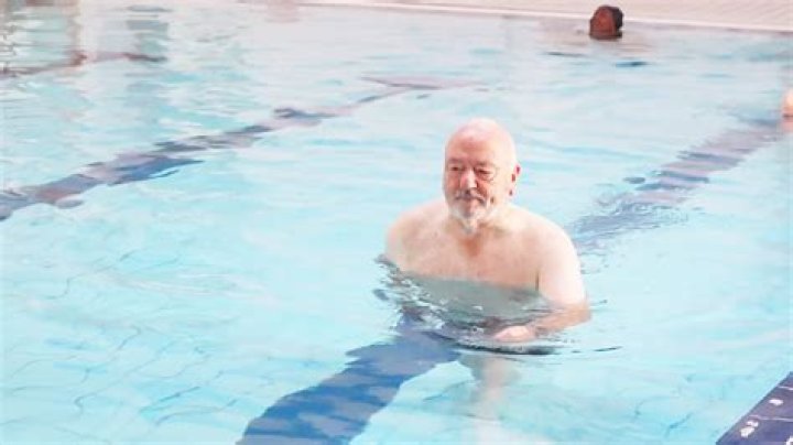 Is swimming good for rheumatoid arthritis?